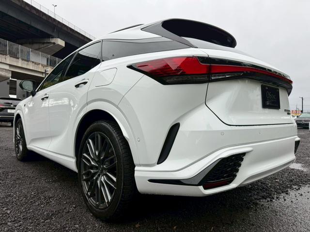 RX 500h Fスポーツパフォーマンス /ワンオーナー/パノラマルーフ/デジタルインナーミラー/全周囲カメラ/アドバンストドライブ/BSM/衝突軽減/レーダークルーズ/コーナーセンサー/パワーバックドア/シートヒータ・エアコン/ETC(32枚目)