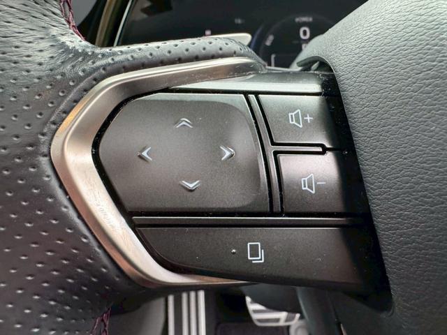 RX 500h Fスポーツパフォーマンス /ワンオーナー/パノラマルーフ/デジタルインナーミラー/全周囲カメラ/アドバンストドライブ/BSM/衝突軽減/レーダークルーズ/コーナーセンサー/パワーバックドア/シートヒータ・エアコン/ETC(43枚目)