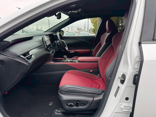 RX 500h Fスポーツパフォーマンス /ワンオーナー/パノラマルーフ/デジタルインナーミラー/全周囲カメラ/アドバンストドライブ/BSM/衝突軽減/レーダークルーズ/コーナーセンサー/パワーバックドア/シートヒータ・エアコン/ETC(71枚目)