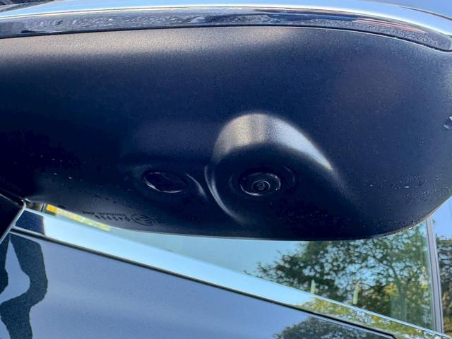 LM 500h エグゼクティブ アドバンスドドライブ/48インチリアモニター/マークレビンソン/衝突軽減/全周囲カメラ/レーダークルーズ/サンルーフ/コーナーセンサー/BSM/ハンドルヒーター/シートヒーター・エアコン//ETC(8枚目)