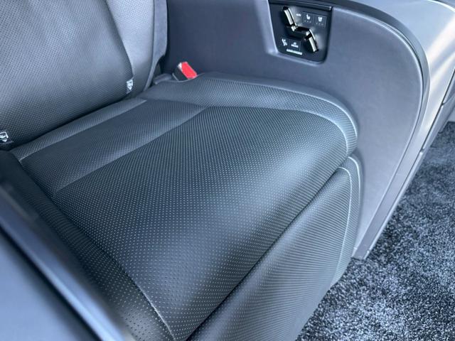 LM 500h エグゼクティブ アドバンスドドライブ/48インチリアモニター/マークレビンソン/衝突軽減/全周囲カメラ/レーダークルーズ/サンルーフ/コーナーセンサー/BSM/ハンドルヒーター/シートヒーター・エアコン//ETC(61枚目)