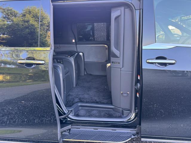 LM 500h エグゼクティブ アドバンスドドライブ/48インチリアモニター/マークレビンソン/衝突軽減/全周囲カメラ/レーダークルーズ/サンルーフ/コーナーセンサー/BSM/ハンドルヒーター/シートヒーター・エアコン//ETC(63枚目)