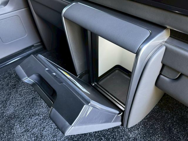 LM 500h エグゼクティブ アドバンスドドライブ/48インチリアモニター/マークレビンソン/衝突軽減/全周囲カメラ/レーダークルーズ/サンルーフ/コーナーセンサー/BSM/ハンドルヒーター/シートヒーター・エアコン//ETC(69枚目)