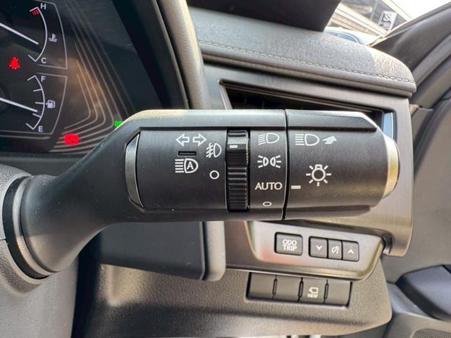 UX 250h VerL 衝突軽減/全周囲カメラ/レーダークルーズコントロール/コーナーセンサー/BSM/ハンドルヒーター/シートヒーター・エアコン/パワーシート/シートメモリ/ETC/Bluetooth/バックカメラ(44枚目)