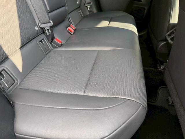 UX 250h VerL 衝突軽減/全周囲カメラ/レーダークルーズコントロール/コーナーセンサー/BSM/ハンドルヒーター/シートヒーター・エアコン/パワーシート/シートメモリ/ETC/Bluetooth/バックカメラ(61枚目)