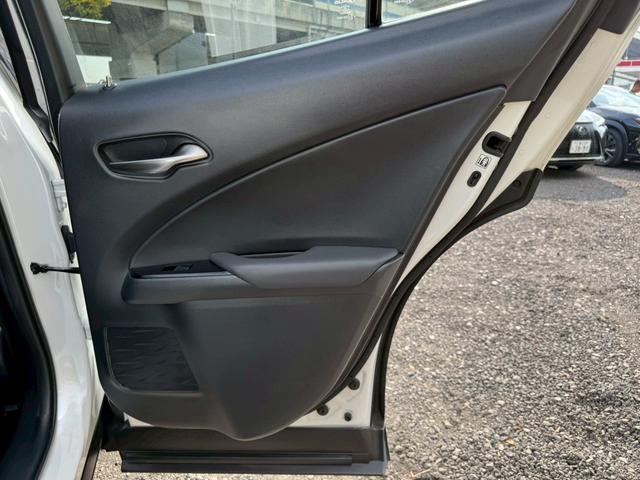 UX 250h VerL 衝突軽減/全周囲カメラ/レーダークルーズコントロール/コーナーセンサー/BSM/ハンドルヒーター/シートヒーター・エアコン/パワーシート/シートメモリ/ETC/Bluetooth/バックカメラ(63枚目)