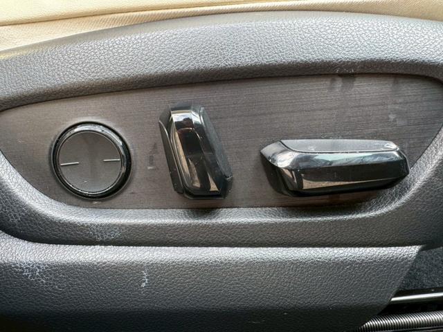 UX 250h VerL 衝突軽減/全周囲カメラ/レーダークルーズコントロール/コーナーセンサー/HUD/BSM/ハンドルヒーター/シートヒーター・エアコン/パワーシート/シートメモリ/ETC/Bluetooth/バックカメラ(37枚目)