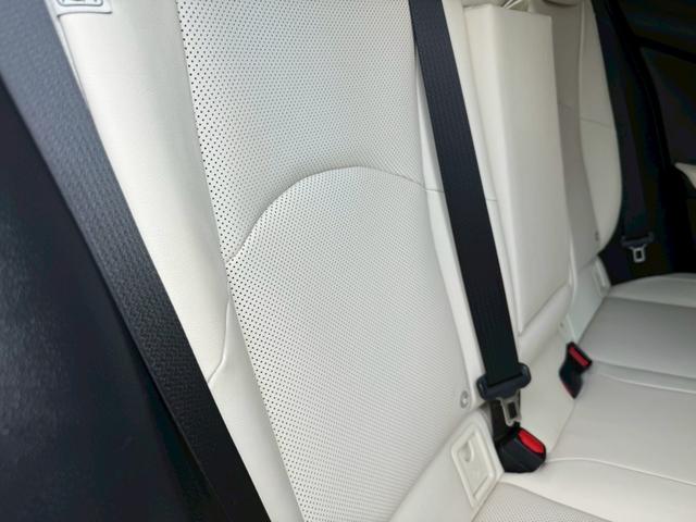 UX 250h VerL 衝突軽減/全周囲カメラ/レーダークルーズコントロール/コーナーセンサー/HUD/BSM/ハンドルヒーター/シートヒーター・エアコン/パワーシート/シートメモリ/ETC/Bluetooth/バックカメラ(64枚目)