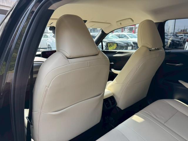 UX 250h VerL 衝突軽減/全周囲カメラ/レーダークルーズコントロール/コーナーセンサー/HUD/BSM/ハンドルヒーター/シートヒーター・エアコン/パワーシート/シートメモリ/ETC/Bluetooth/バックカメラ(72枚目)