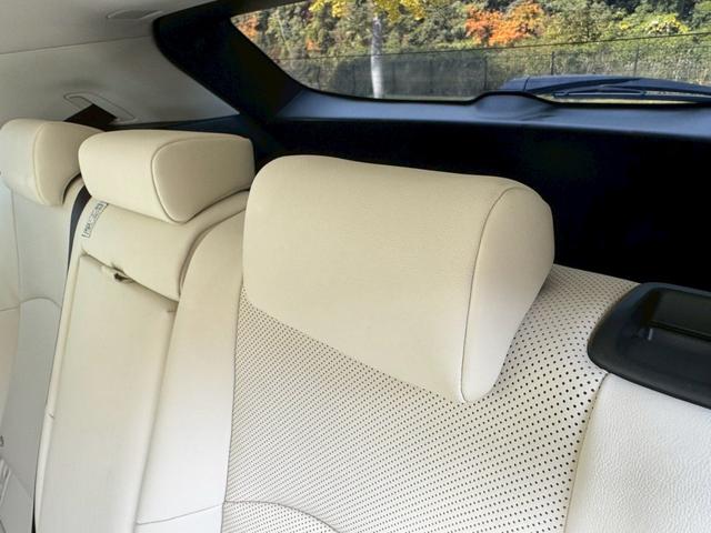 UX 250h VerL 衝突軽減/全周囲カメラ/レーダークルーズコントロール/コーナーセンサー/HUD/BSM/ハンドルヒーター/シートヒーター・エアコン/パワーシート/シートメモリ/ETC/Bluetooth/バックカメラ(73枚目)