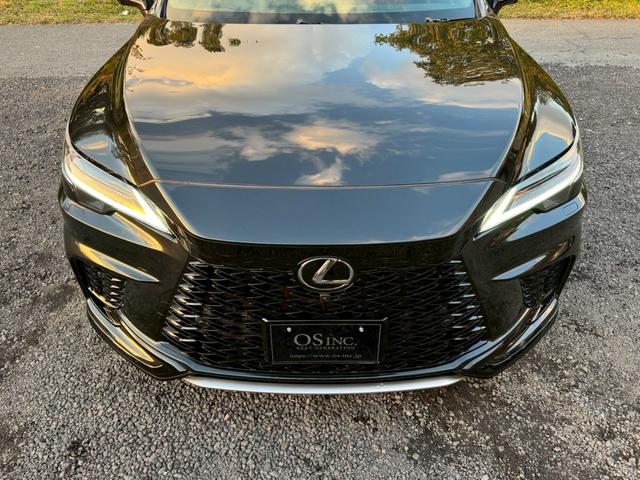 RX 500h Fスポーツパフォーマンス 現行/アドバンスドライブ/パノラマルーフ/マクレビ/全周囲カメラ/デジタルインナーミラー/HUD/BSM/衝突軽減/レーダークルーズ/コーナーセンサー/パワーバックドア/シートヒーター・エアコン(20枚目)