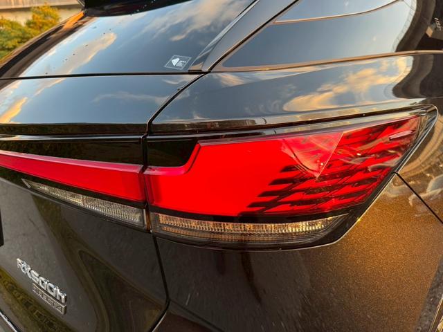 RX 500h Fスポーツパフォーマンス 現行/アドバンスドライブ/パノラマルーフ/マクレビ/全周囲カメラ/デジタルインナーミラー/HUD/BSM/衝突軽減/レーダークルーズ/コーナーセンサー/パワーバックドア/シートヒーター・エアコン(23枚目)