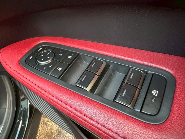 RX 500h Fスポーツパフォーマンス 現行/アドバンスドライブ/パノラマルーフ/マクレビ/全周囲カメラ/デジタルインナーミラー/HUD/BSM/衝突軽減/レーダークルーズ/コーナーセンサー/パワーバックドア/シートヒーター・エアコン(36枚目)