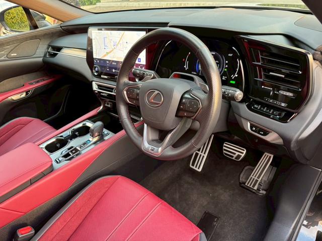 RX 500h Fスポーツパフォーマンス 現行/アドバンスドライブ/パノラマルーフ/マクレビ/全周囲カメラ/デジタルインナーミラー/HUD/BSM/衝突軽減/レーダークルーズ/コーナーセンサー/パワーバックドア/シートヒーター・エアコン(42枚目)