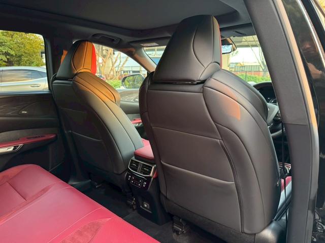 RX 500h Fスポーツパフォーマンス 現行/アドバンスドライブ/パノラマルーフ/マクレビ/全周囲カメラ/デジタルインナーミラー/HUD/BSM/衝突軽減/レーダークルーズ/コーナーセンサー/パワーバックドア/シートヒーター・エアコン(64枚目)