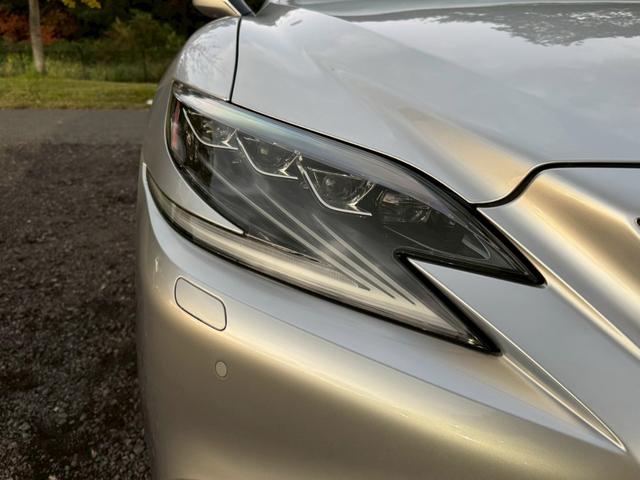 LS 500h エグゼクティブ /サンルーフ/マクレビ/BSM/HUD/デジタルインナーミラー/全周囲カメラ/衝突軽減/レーダークルーズ/レーンキープ/コーナーセンサー/パワーバックドア/シートヒータ・エアコン/パワーシート/ETC(14枚目)