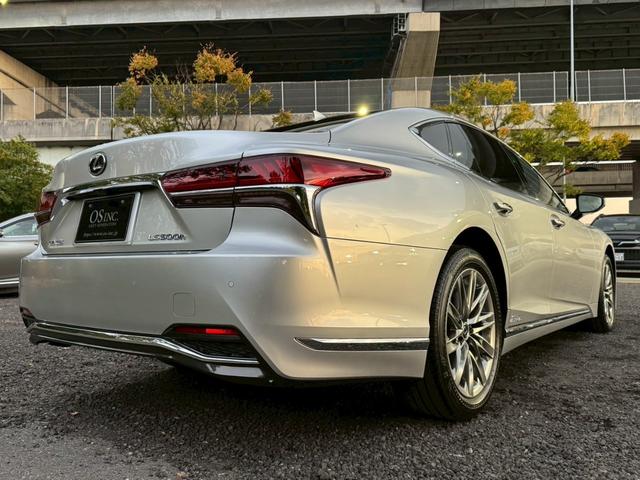 LS 500h エグゼクティブ /サンルーフ/マクレビ/BSM/HUD/デジタルインナーミラー/全周囲カメラ/衝突軽減/レーダークルーズ/レーンキープ/コーナーセンサー/パワーバックドア/シートヒータ・エアコン/パワーシート/ETC(25枚目)