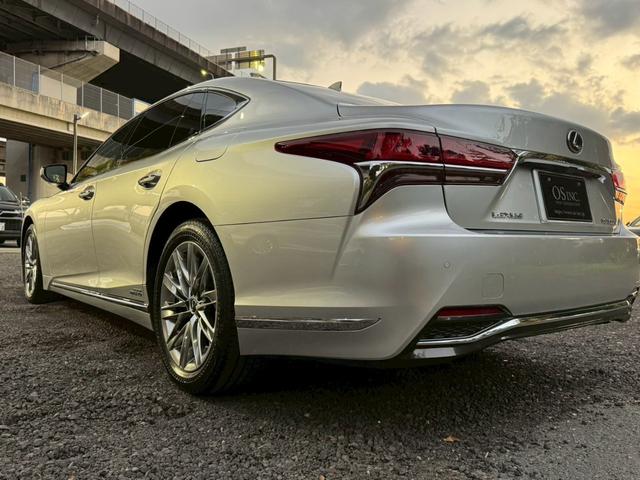 LS 500h エグゼクティブ /サンルーフ/マクレビ/BSM/HUD/デジタルインナーミラー/全周囲カメラ/衝突軽減/レーダークルーズ/レーンキープ/コーナーセンサー/パワーバックドア/シートヒータ・エアコン/パワーシート/ETC(32枚目)