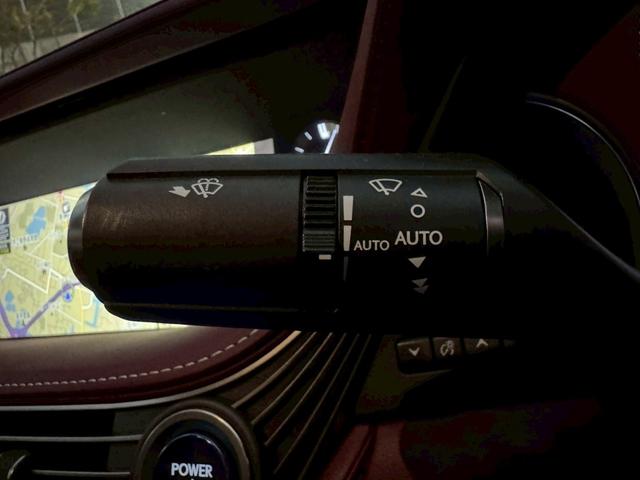 LS 500h エグゼクティブ /サンルーフ/マクレビ/BSM/HUD/デジタルインナーミラー/全周囲カメラ/衝突軽減/レーダークルーズ/レーンキープ/コーナーセンサー/パワーバックドア/シートヒータ・エアコン/パワーシート/ETC(46枚目)