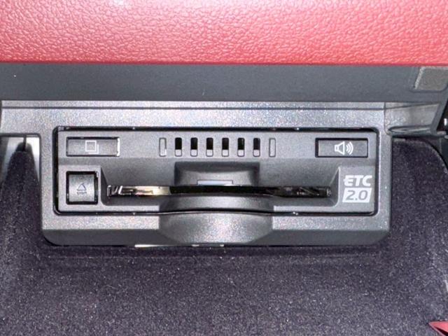 LS 500h エグゼクティブ /サンルーフ/マクレビ/BSM/HUD/デジタルインナーミラー/全周囲カメラ/衝突軽減/レーダークルーズ/レーンキープ/コーナーセンサー/パワーバックドア/シートヒータ・エアコン/パワーシート/ETC(48枚目)