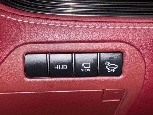 LS 500h エグゼクティブ /サンルーフ/マクレビ/BSM/HUD/デジタルインナーミラー/全周囲カメラ/衝突軽減/レーダークルーズ/レーンキープ/コーナーセンサー/パワーバックドア/シートヒータ・エアコン/パワーシート/ETC(49枚目)