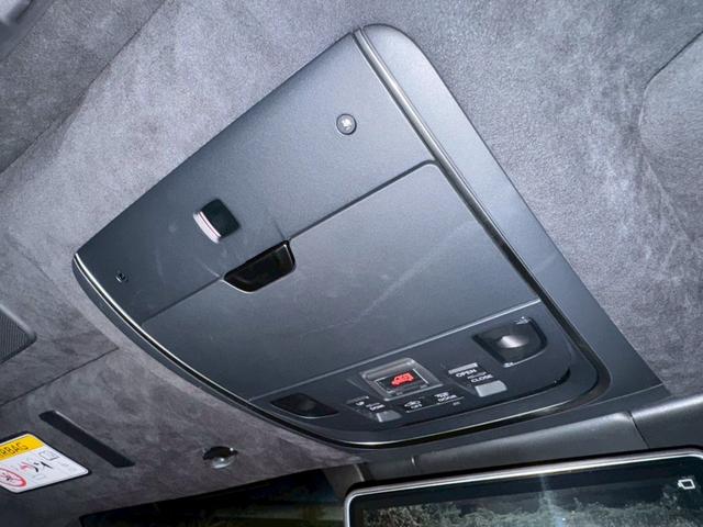 LS 500h エグゼクティブ /サンルーフ/マクレビ/BSM/HUD/デジタルインナーミラー/全周囲カメラ/衝突軽減/レーダークルーズ/レーンキープ/コーナーセンサー/パワーバックドア/シートヒータ・エアコン/パワーシート/ETC(61枚目)