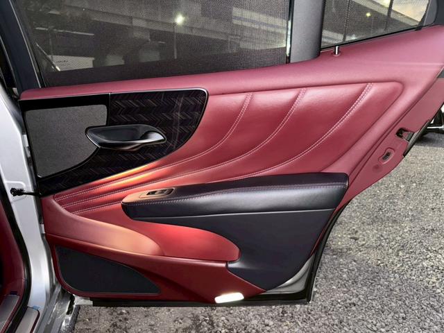 LS 500h エグゼクティブ /サンルーフ/マクレビ/BSM/HUD/デジタルインナーミラー/全周囲カメラ/衝突軽減/レーダークルーズ/レーンキープ/コーナーセンサー/パワーバックドア/シートヒータ・エアコン/パワーシート/ETC(64枚目)