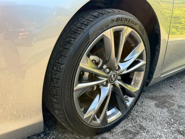 ES 300h Fスポーツ サンルーフ/衝突軽減/全周囲カメラ/レーダークルーズコントロール/コーナーセンサー/HUD/BSM/ハンドルヒーター/シートヒーター・エアコン/パワーシート/シートメモリ/ETC/Bluetooth(10枚目)