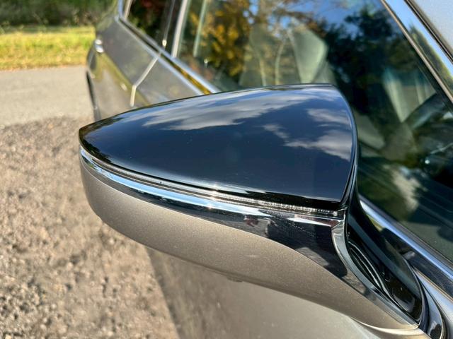 ES 300h Fスポーツ サンルーフ/衝突軽減/全周囲カメラ/レーダークルーズコントロール/コーナーセンサー/HUD/BSM/ハンドルヒーター/シートヒーター・エアコン/パワーシート/シートメモリ/ETC/Bluetooth(19枚目)