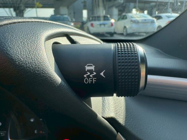 ES 300h Fスポーツ サンルーフ/衝突軽減/全周囲カメラ/レーダークルーズコントロール/コーナーセンサー/HUD/BSM/ハンドルヒーター/シートヒーター・エアコン/パワーシート/シートメモリ/ETC/Bluetooth(49枚目)