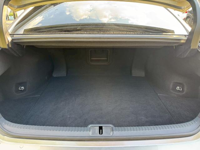 ES 300h Fスポーツ サンルーフ/衝突軽減/全周囲カメラ/レーダークルーズコントロール/コーナーセンサー/HUD/BSM/ハンドルヒーター/シートヒーター・エアコン/パワーシート/シートメモリ/ETC/Bluetooth(68枚目)