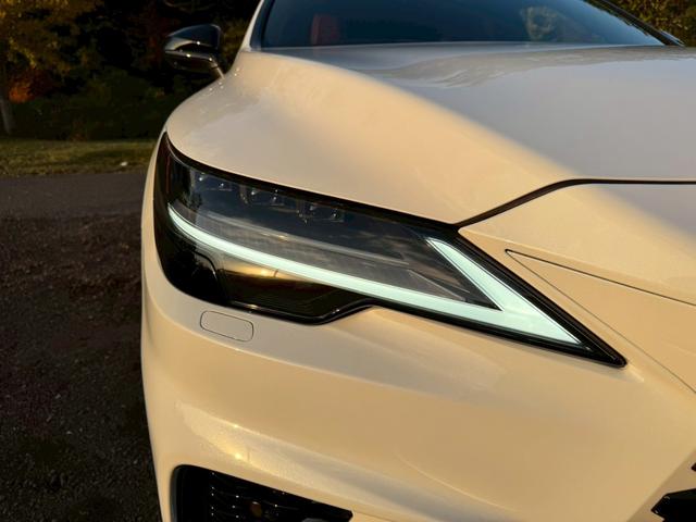 RX 500h Fスポーツパフォーマンス 現行/アドバンスドドライブ/サンルーフ/衝突軽減/全周囲カメラ/レーダークルーズコントロール/コーナーセンサー/BSM/ハンドルヒーター/電動リアゲート/シートヒーター・エアコン/パワーシート/ETC(14枚目)