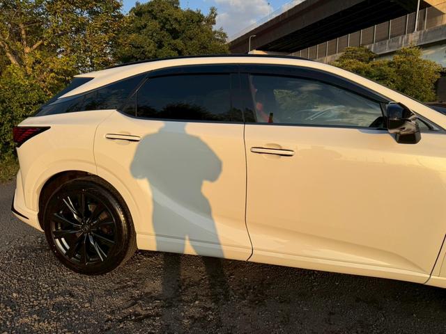 RX 500h Fスポーツパフォーマンス 現行/アドバンスドドライブ/サンルーフ/衝突軽減/全周囲カメラ/レーダークルーズコントロール/コーナーセンサー/BSM/ハンドルヒーター/電動リアゲート/シートヒーター・エアコン/パワーシート/ETC(17枚目)