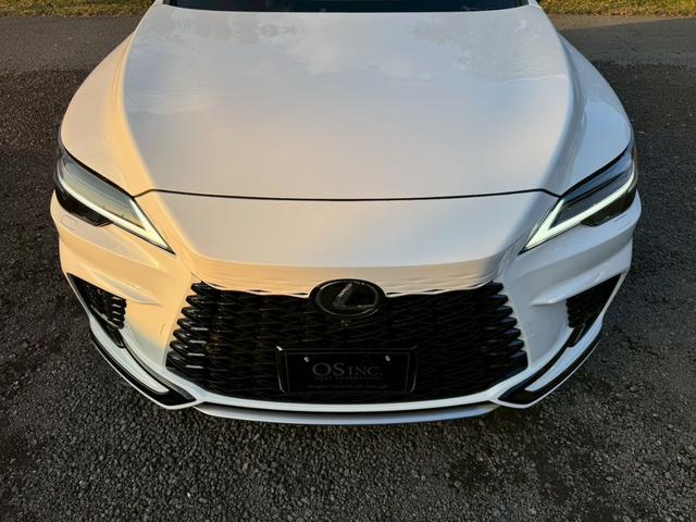 RX 500h Fスポーツパフォーマンス 現行/アドバンスドドライブ/サンルーフ/衝突軽減/全周囲カメラ/レーダークルーズコントロール/コーナーセンサー/BSM/ハンドルヒーター/電動リアゲート/シートヒーター・エアコン/パワーシート/ETC(22枚目)