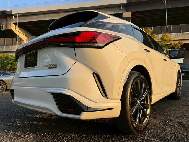 RX 500h Fスポーツパフォーマンス 現行/アドバンスドドライブ/サンルーフ/衝突軽減/全周囲カメラ/レーダークルーズコントロール/コーナーセンサー/BSM/ハンドルヒーター/電動リアゲート/シートヒーター・エアコン/パワーシート/ETC(23枚目)