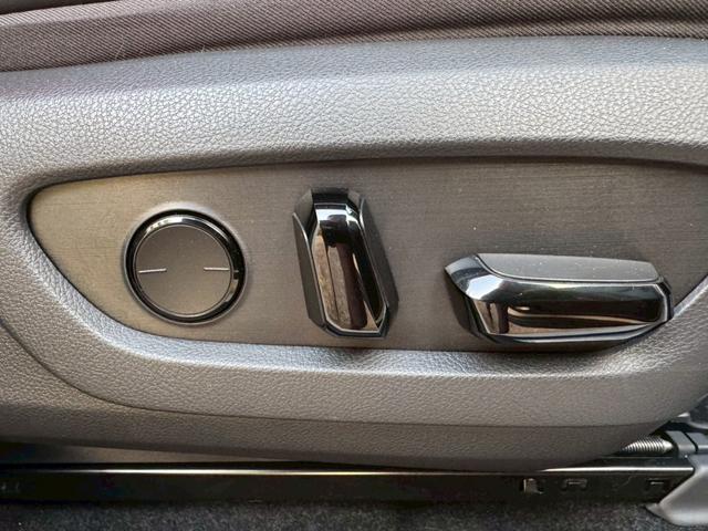 RX 500h Fスポーツパフォーマンス 現行/アドバンスドドライブ/サンルーフ/衝突軽減/全周囲カメラ/レーダークルーズコントロール/コーナーセンサー/BSM/ハンドルヒーター/電動リアゲート/シートヒーター・エアコン/パワーシート/ETC(35枚目)