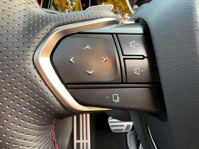 RX 500h Fスポーツパフォーマンス 現行/アドバンスドドライブ/サンルーフ/衝突軽減/全周囲カメラ/レーダークルーズコントロール/コーナーセンサー/BSM/ハンドルヒーター/電動リアゲート/シートヒーター・エアコン/パワーシート/ETC(41枚目)