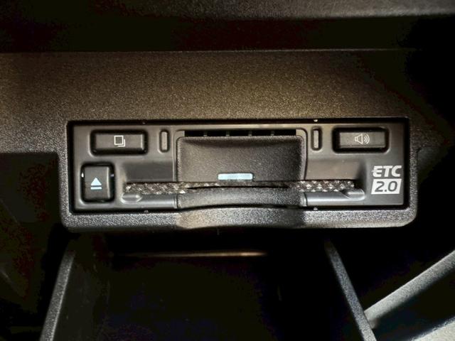 RX 500h Fスポーツパフォーマンス 現行/アドバンスドドライブ/サンルーフ/衝突軽減/全周囲カメラ/レーダークルーズコントロール/コーナーセンサー/BSM/ハンドルヒーター/電動リアゲート/シートヒーター・エアコン/パワーシート/ETC(49枚目)