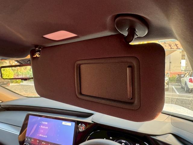 RX 500h Fスポーツパフォーマンス 現行/アドバンスドドライブ/サンルーフ/衝突軽減/全周囲カメラ/レーダークルーズコントロール/コーナーセンサー/BSM/ハンドルヒーター/電動リアゲート/シートヒーター・エアコン/パワーシート/ETC(60枚目)