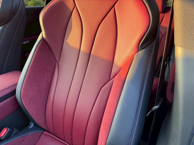 RX 500h Fスポーツパフォーマンス 現行/アドバンスドドライブ/サンルーフ/衝突軽減/全周囲カメラ/レーダークルーズコントロール/コーナーセンサー/BSM/ハンドルヒーター/電動リアゲート/シートヒーター・エアコン/パワーシート/ETC(80枚目)