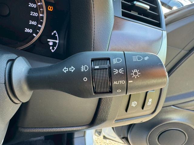 GS 250 Ipkg /後期Fグリル仕様/サンルーフ/クルーズコントロール/コーナーセンサー/シートヒータ・エアコン/電動格納ミラー/パワーシート/シートメモリ/LEDヘッドライト/ETC/バックカメラ/Bluetooth(37枚目)