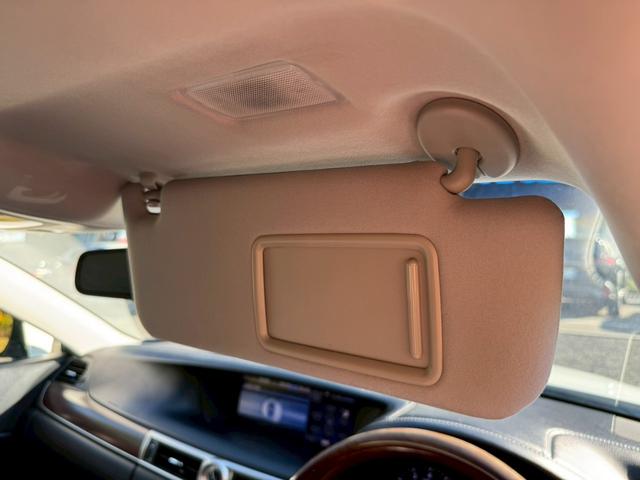 GS 250 Ipkg /後期Fグリル仕様/サンルーフ/クルーズコントロール/コーナーセンサー/シートヒータ・エアコン/電動格納ミラー/パワーシート/シートメモリ/LEDヘッドライト/ETC/バックカメラ/Bluetooth(48枚目)