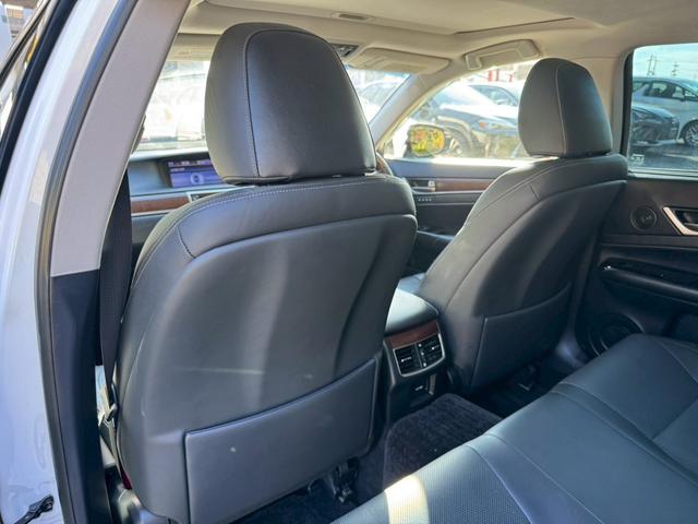 GS 250 Ipkg /後期Fグリル仕様/サンルーフ/クルーズコントロール/コーナーセンサー/シートヒータ・エアコン/電動格納ミラー/パワーシート/シートメモリ/LEDヘッドライト/ETC/バックカメラ/Bluetooth(63枚目)