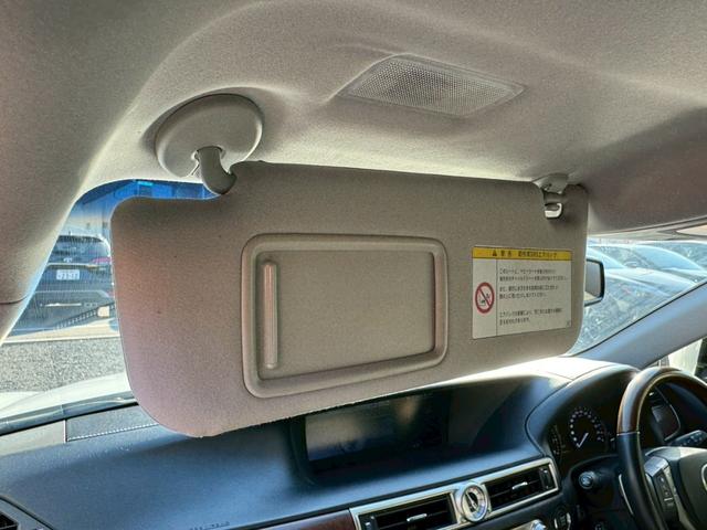 GS 250 Ipkg /後期Fグリル仕様/サンルーフ/クルーズコントロール/コーナーセンサー/シートヒータ・エアコン/電動格納ミラー/パワーシート/シートメモリ/LEDヘッドライト/ETC/バックカメラ/Bluetooth(73枚目)