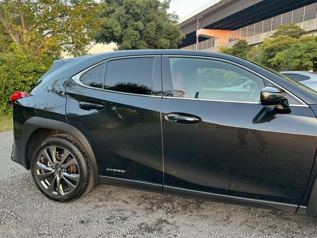 UX 250h Fスポーツ 衝突軽減/全周囲カメラ/レーダークルーズコントロール/コーナーセンサー/HUD/BSM/ハンドルヒーター/シートヒーター・エアコン/パワーシート/シートメモリ/ETC/Bluetooth/バックカメラ(21枚目)