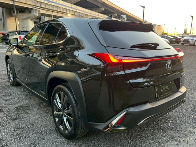 UX 250h Fスポーツ 衝突軽減/全周囲カメラ/レーダークルーズコントロール/コーナーセンサー/HUD/BSM/ハンドルヒーター/シートヒーター・エアコン/パワーシート/シートメモリ/ETC/Bluetooth/バックカメラ(29枚目)