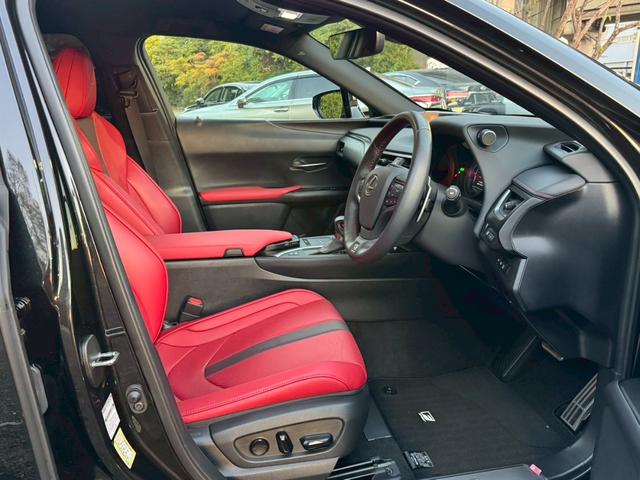 UX 250h Fスポーツ 衝突軽減/全周囲カメラ/レーダークルーズコントロール/コーナーセンサー/HUD/BSM/ハンドルヒーター/シートヒーター・エアコン/パワーシート/シートメモリ/ETC/Bluetooth/バックカメラ(34枚目)