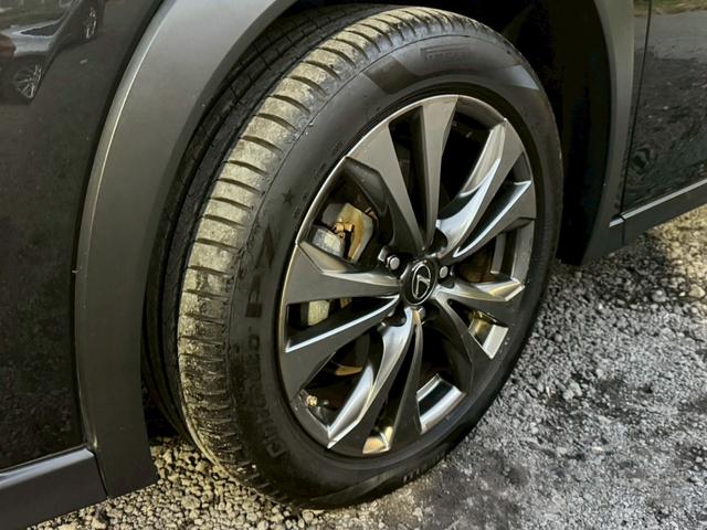 UX 250h Fスポーツ 衝突軽減/全周囲カメラ/レーダークルーズコントロール/コーナーセンサー/HUD/BSM/ハンドルヒーター/シートヒーター・エアコン/パワーシート/シートメモリ/ETC/Bluetooth/バックカメラ(8枚目)