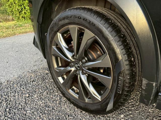 UX 250h Fスポーツ 衝突軽減/全周囲カメラ/レーダークルーズコントロール/コーナーセンサー/HUD/BSM/ハンドルヒーター/シートヒーター・エアコン/パワーシート/シートメモリ/ETC/Bluetooth/バックカメラ(27枚目)