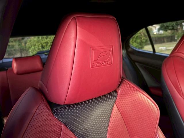 UX 250h Fスポーツ 衝突軽減/全周囲カメラ/レーダークルーズコントロール/コーナーセンサー/HUD/BSM/ハンドルヒーター/シートヒーター・エアコン/パワーシート/シートメモリ/ETC/Bluetooth/バックカメラ(38枚目)